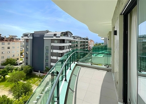 Стильный пентхаус в центре Аланьи — для комфортной аренды у моря