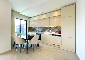 Современный пентхаус 2+1 в аренду в центре Аланьи — всего в 150 метрах от моря