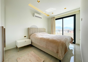 Современный пентхаус 2+1 в аренду в центре Аланьи — всего в 150 метрах от моря