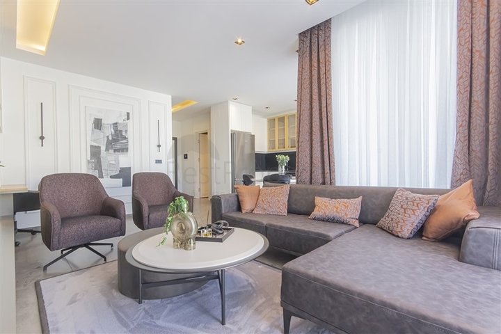 Роскошный пентхаус с видом на море в 50 метрах от моря