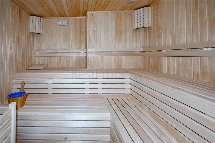 Просторный пентхаус в зелёном районе Оба