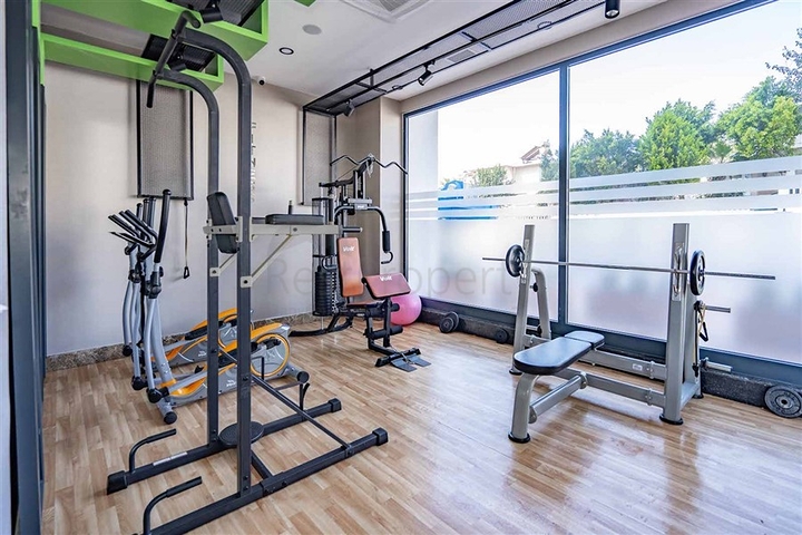 Просторный пентхаус в зелёном районе Оба