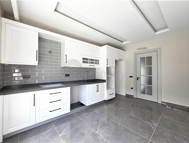 Просторный дуплекс 4+1 в районе Оба – сочетание уюта, тишины и качества