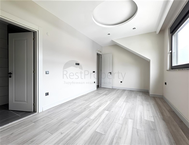 Просторный дуплекс 4+1 в районе Оба – сочетание уюта, тишины и качества