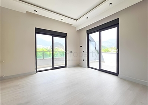 Просторный дуплекс 4+1 в районе Оба – сочетание уюта, тишины и качества