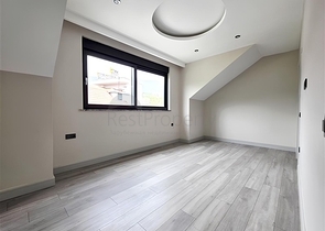 Просторный дуплекс 4+1 в районе Оба – сочетание уюта, тишины и качества