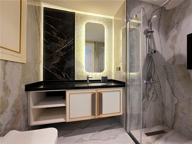 Уютная квартира с богатой инфраструктурой в самом центре Аланьи