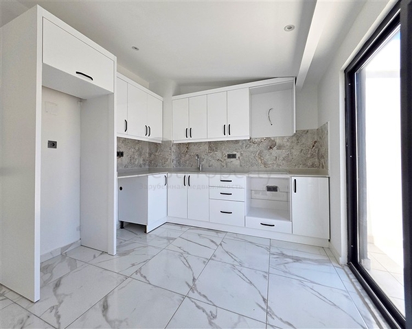 Просторный дуплекс 3+1 в центре Аланьи — стиль, комфорт и шаговая доступность до моря