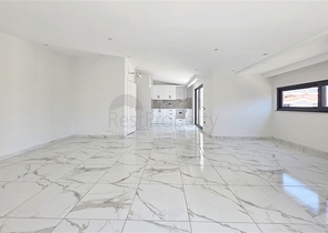 Просторный дуплекс 3+1 в центре Аланьи — стиль, комфорт и шаговая доступность до моря