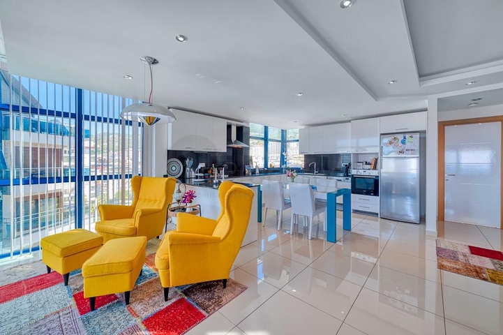 Элегантный пентхаус с видом на море в сердце Аланьи