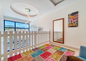 Элегантный пентхаус с видом на море в сердце Аланьи