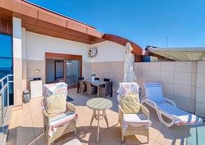 Элегантный пентхаус с видом на море в сердце Аланьи