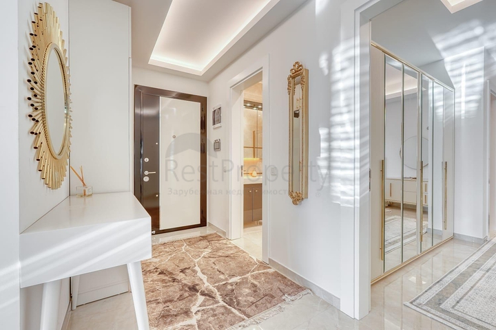 Современная квартира у моря в развитом районе Аланьи