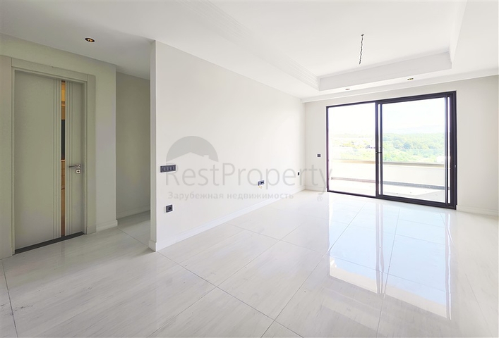 Роскошная квартира у моря с развитой инфраструктурой в Тюрклере