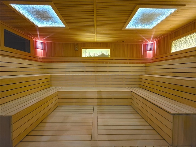 Роскошная квартира у моря с развитой инфраструктурой в Тюрклере