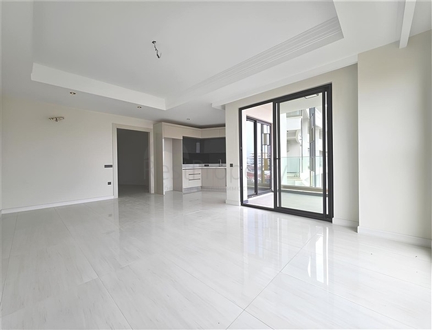 Роскошная квартира формата 3+1 в современном жилом комплексе 