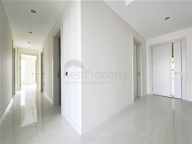 Роскошная квартира формата 3+1 в современном жилом комплексе 