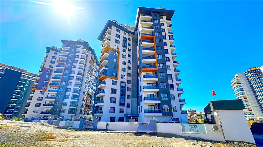 Современная квартира 1+1 в аренду — комфорт и инфраструктура в центре Махмутлара