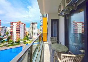 Современная квартира 1+1 в аренду — комфорт и инфраструктура в центре Махмутлара