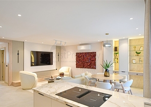 Просторная меблированная квартира 2+1 рядом с морем — идеальный вариант для жизни и отдыха