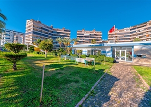 Просторная меблированная квартира 2+1 рядом с морем — идеальный вариант для жизни и отдыха