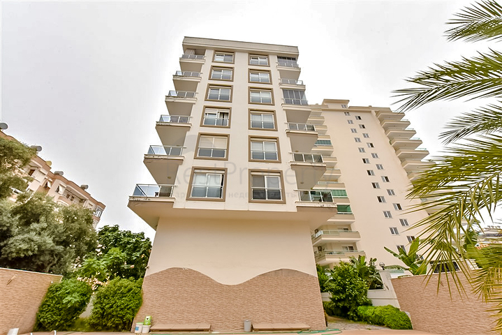 Уютная меблированная квартира 1+1 в Махмутларе 