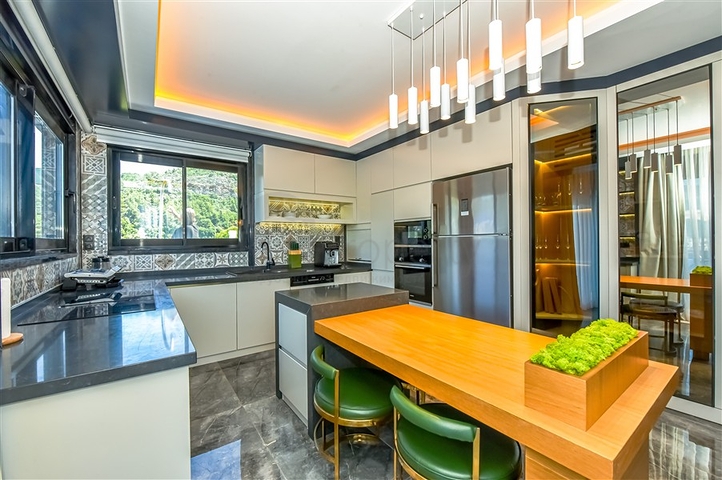 Роскошная вилла с панорамным видом на море — идеальное сочетание уюта, стиля и уединения