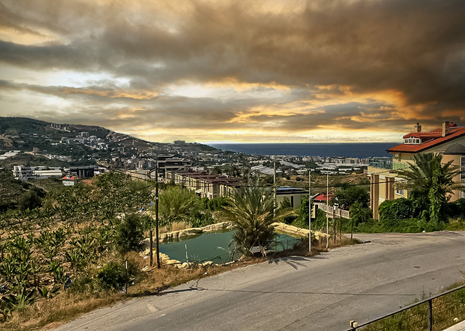 Современная вилла с морским видом в окружении природы и премиального комфорта