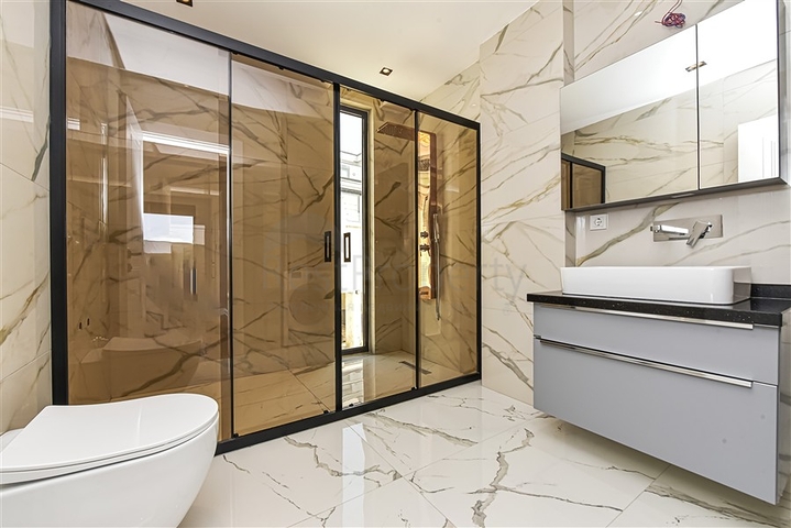 Современная вилла с морским видом в окружении природы и премиального комфорта