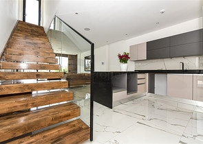 Современная вилла с морским видом в окружении природы и премиального комфорта