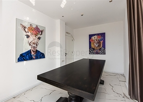 Современная вилла с морским видом в окружении природы и премиального комфорта