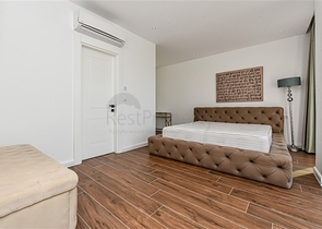 Современная вилла с морским видом в окружении природы и премиального комфорта