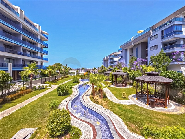 Современные апартаменты с панорамным видом на море 