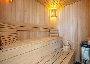 Идеальный дом у моря: просторная вилла с видом на Средиземное море