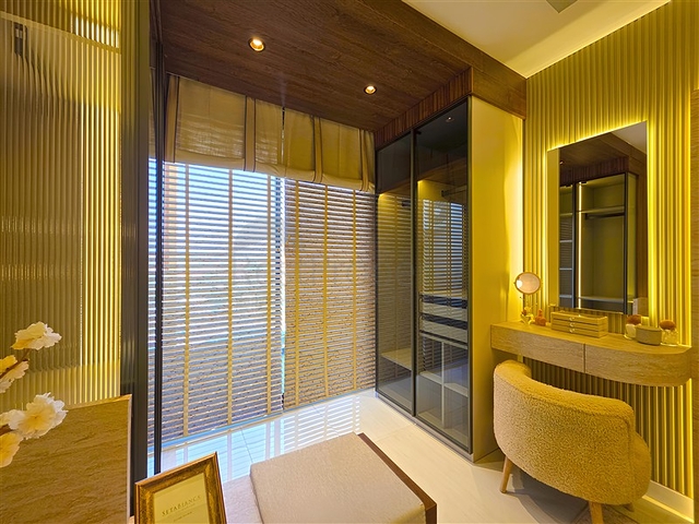 Современные апартаменты 1+1 в престижном комплексе у моря в Тюрклере