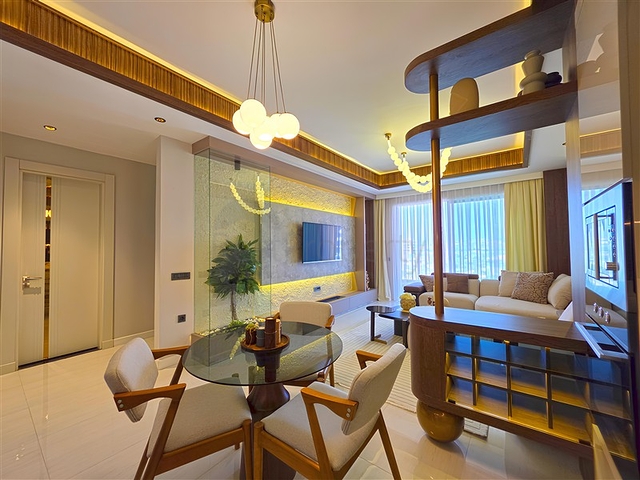 Современные апартаменты 1+1 в престижном комплексе у моря в Тюрклере