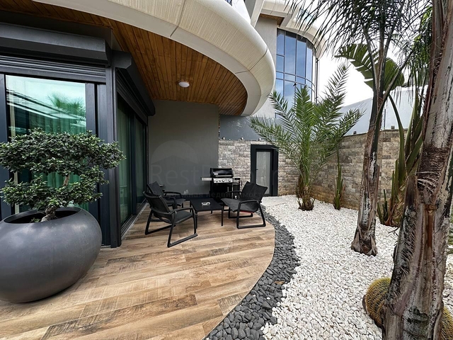 Просторный дуплекс у моря в премиум-комплексе — для ценителей высокого уровня жизни