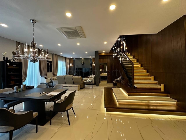 Просторный дуплекс у моря в премиум-комплексе — для ценителей высокого уровня жизни