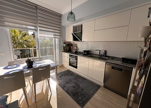 Просторная меблированная квартира для жизни в центре Оба