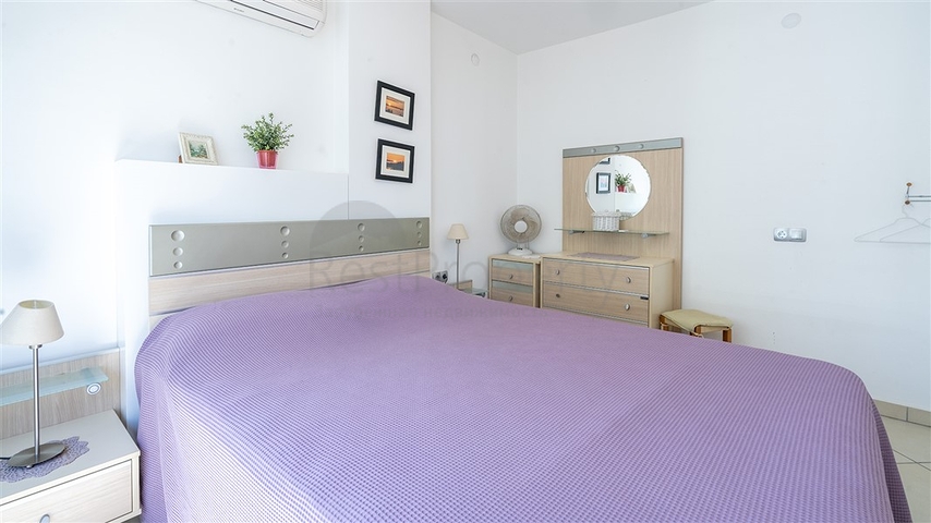 Меблированная квартира в 50 метрах от пляжа в самом центре Оба