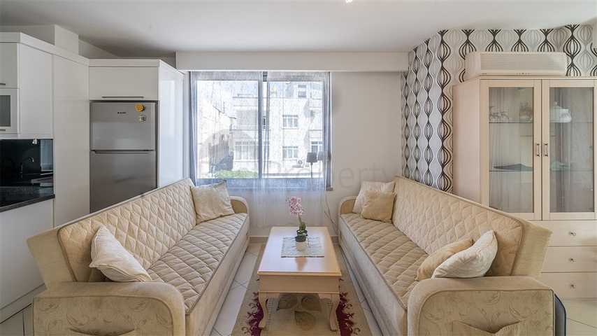 Меблированная квартира в 50 метрах от пляжа в самом центре Оба