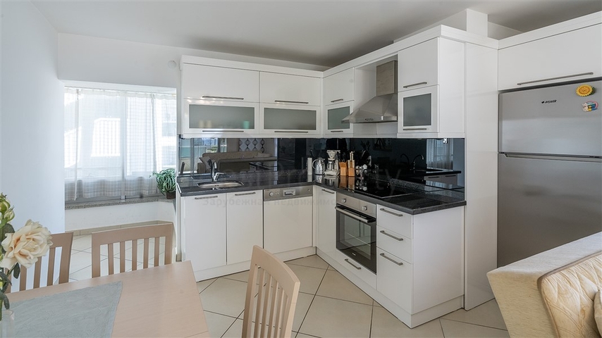 Меблированная квартира в 50 метрах от пляжа в самом центре Оба