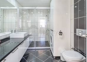 Меблированная квартира в 50 метрах от пляжа в самом центре Оба