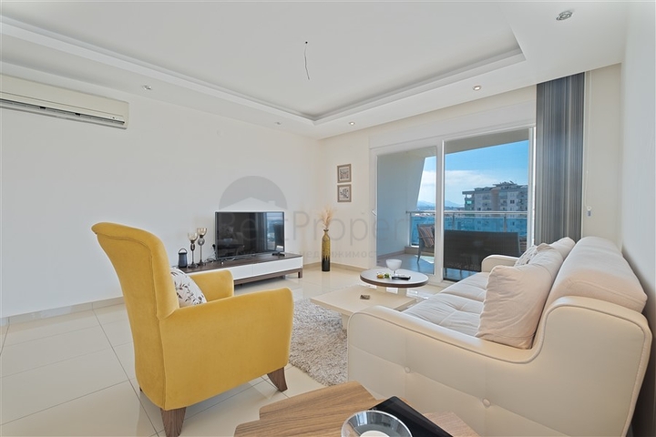 Семейная квартира в ухоженном комплексе с отельной инфраструктурой