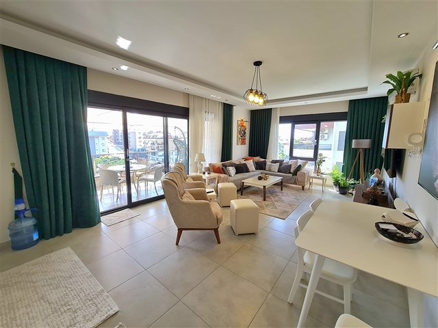 Современная квартира с полным комфортом в центре Оба