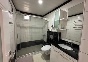 Просторная квартира с полной инфраструктурой в живописном районе Авсаллар