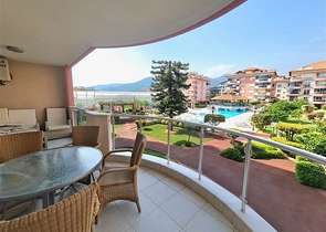 Уютная квартира с просторной планировкой в живописном районе Оба