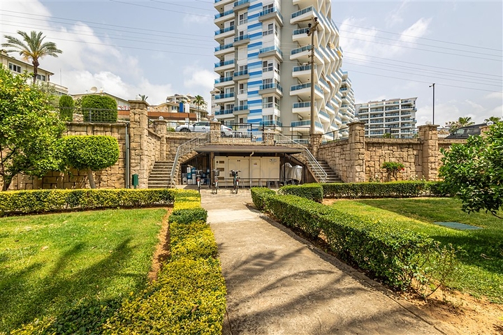 Просторная квартира 2+1 в комплексе с развитой инфраструктурой в районе Джикджилли