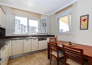 Просторная квартира 2+1 в комплексе с развитой инфраструктурой в районе Джикджилли