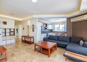 Просторная квартира 2+1 в комплексе с развитой инфраструктурой в районе Джикджилли